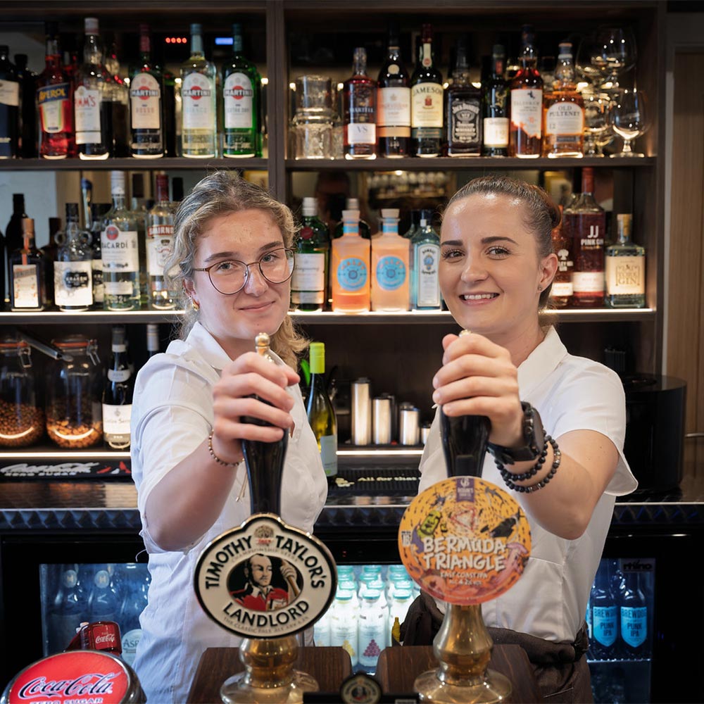 Drinks at The Fox At Walton gastropub Wetherby